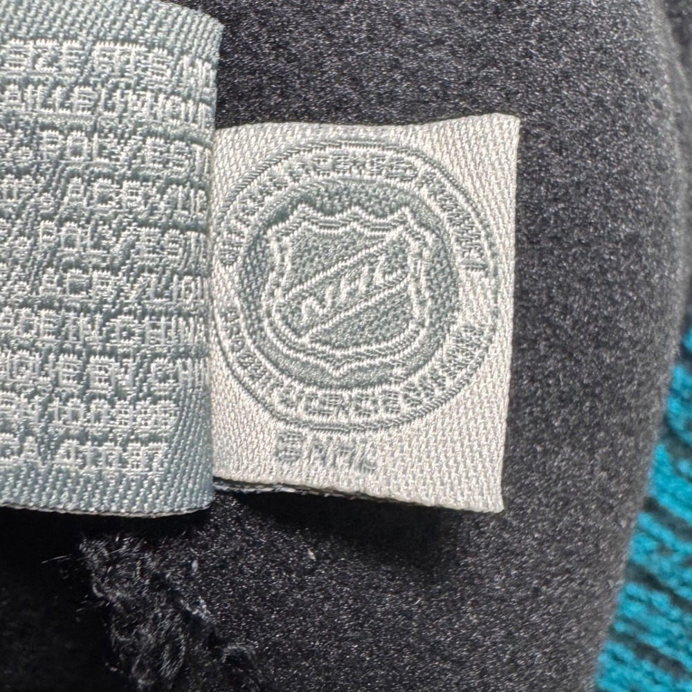 NHL San Jose Sharks Striped Pom Beanie / Sku0108 - Picture 4 of 5